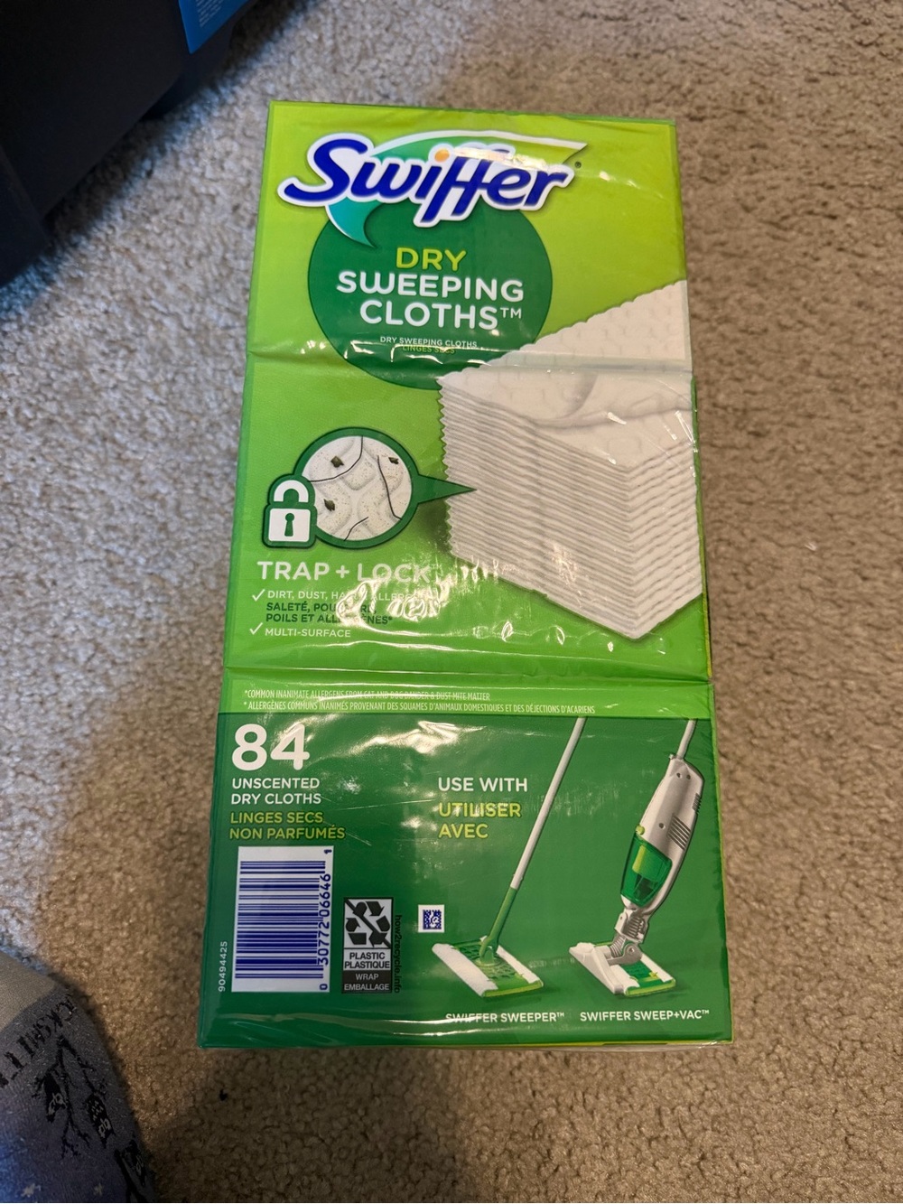 Swiffer Dry Sweeping Cloths Refill Pack - Green & White